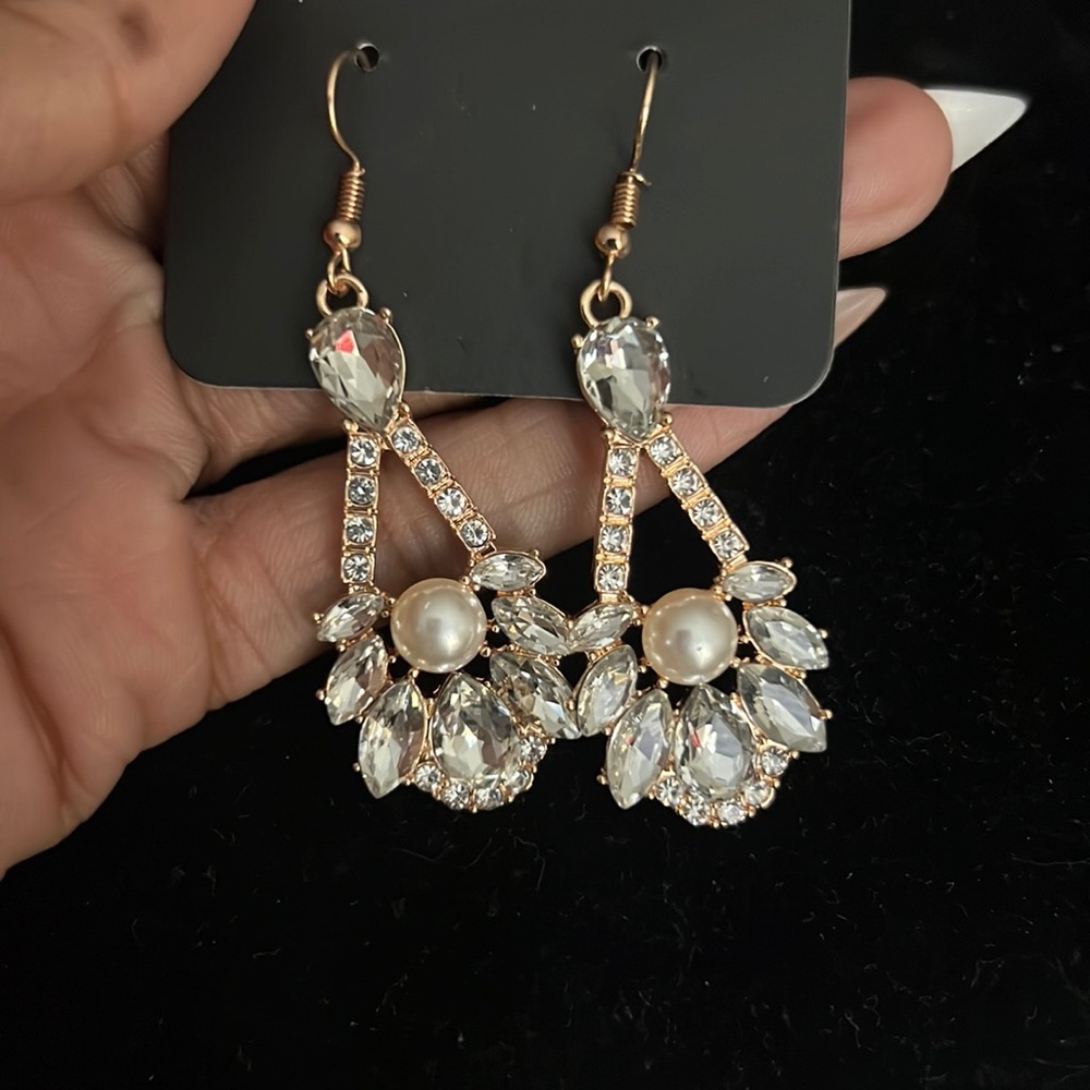 Gold earrings